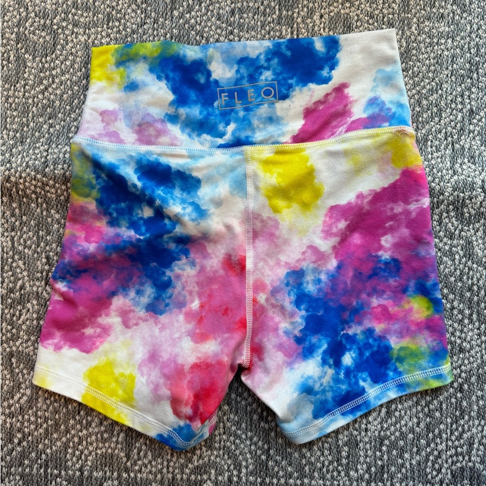 SOLD FLEO Summer Clouds Shorts True High Blue Pink Yellow - Small - Picture 3 of 15